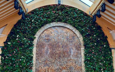 Green Wall – Vivid Plants & Marble